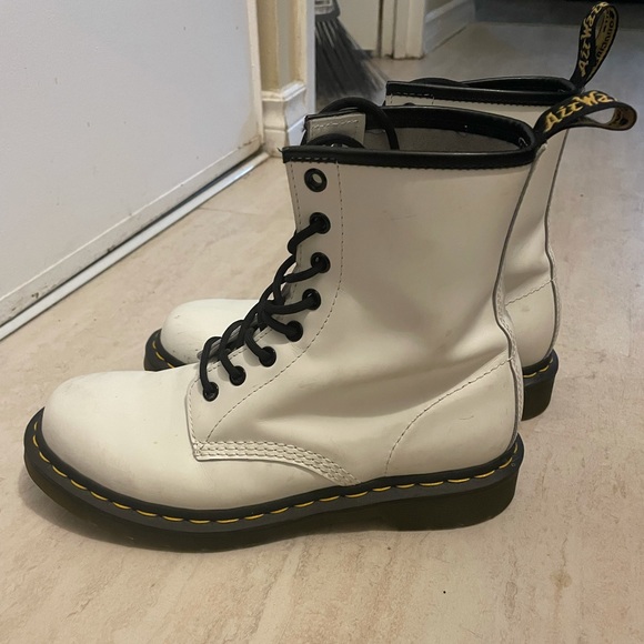 Dr. Martens Shoes - White Dr. Martins